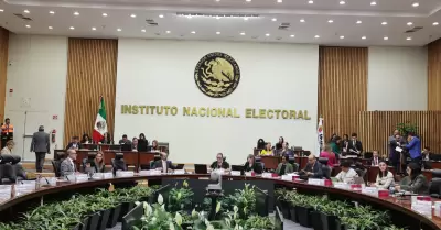Aumenta financiamiento y acceso a tiempos en radio y televisi�n para mujeres can