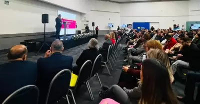 Entregan m�s de 100 reconocimientos del Registro Estatal para Prestadores de Ser