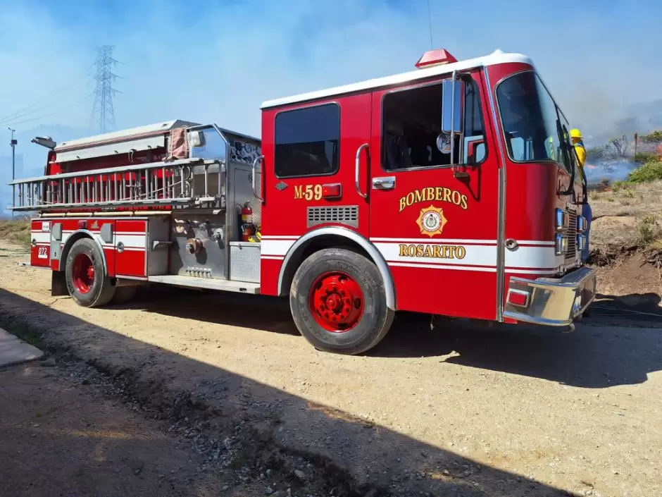 Incendio en zona de pastizal en Santa Anita