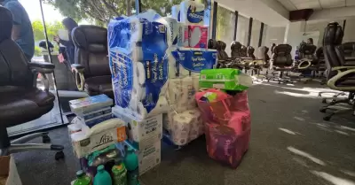 Abri� Canaco, centro de acopio de v�veres para damnificados en Guerrero