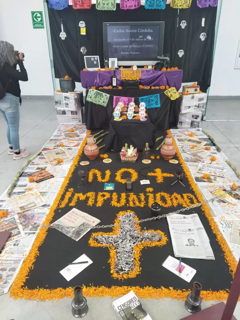 Altar de muertos a periodistas asesinados