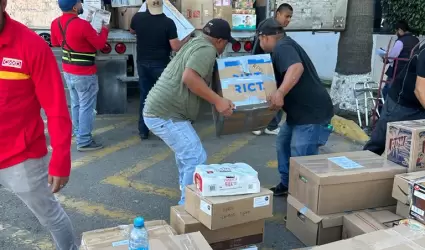 Envan triler con vveres a damnificaos en Guerrero por el huracn Otis