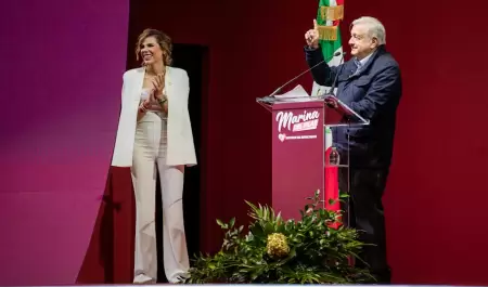 Marina del Pilar y Andrs Manuel Lpez Obrador