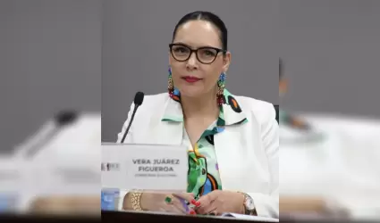 La consejera electoral y presidenta de la Comisión, Vera Juárez Figuero