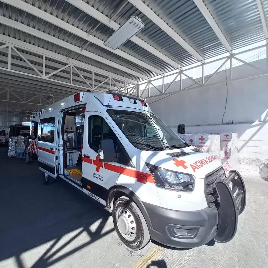 Ambulancia donada por Fundaci�n Alta a Cruz Roja