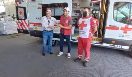 Fundacin Alta dona ambulancia para urgencias avanzadas a Cruz Roja