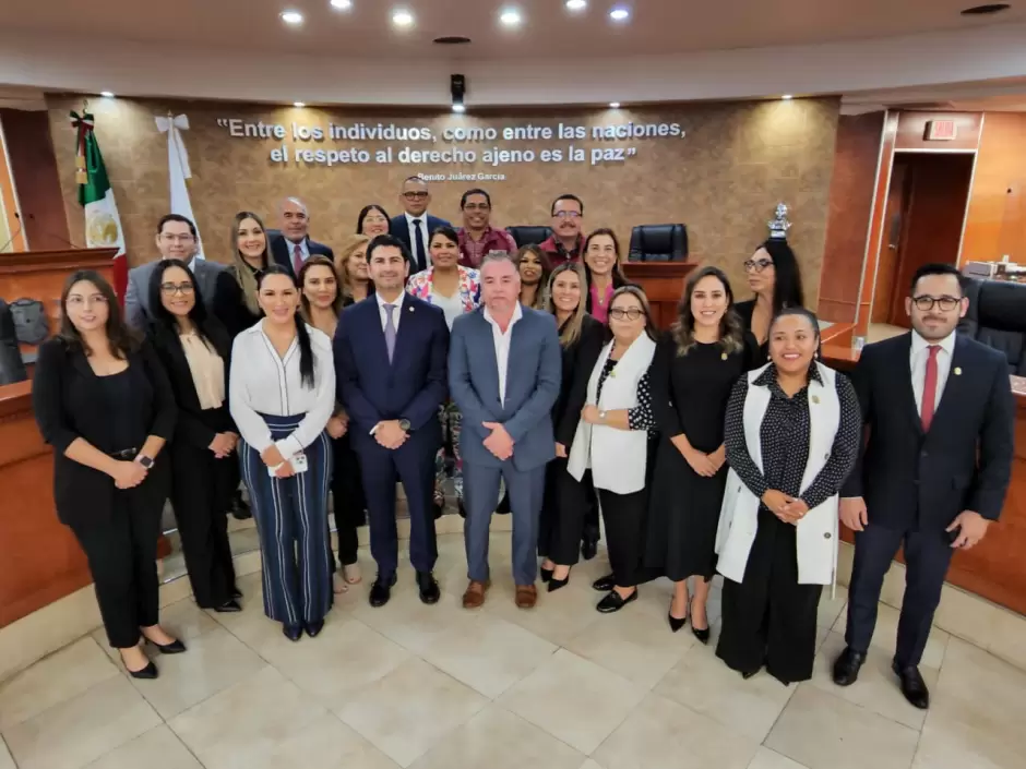Glosa del segundo informe estatal con comparecencia de la Secretar�a del Trabajo y Previsi�n Social