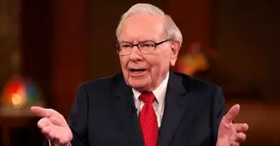 Warren Buffett elude bonos, prefiere acciones, pese a altos intereses.