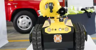Robot con cmara infrarroja donado a Bomberos de Hermosillo
