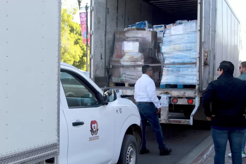 Env�o de cerca de 25 toneladas de v�veres a Guerrero
