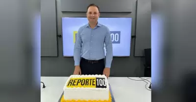 Juan Carlos Ziga, conductor del noticiero Reporte 100