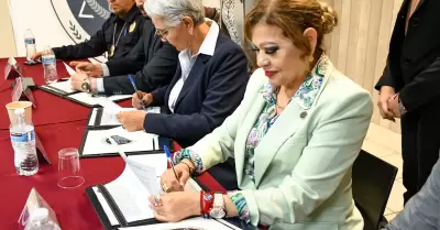 Firman fideicomiso para la jubilaci�n de personal de la FGE