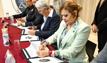 Firman fideicomiso para la jubilaci�n de personal de la FGE