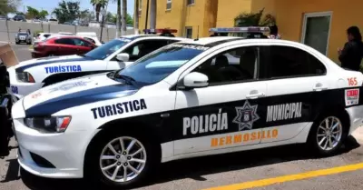 Polic�a Tur�stica