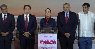 Presenta Claudia sheinbaum a su equipo de precampaa