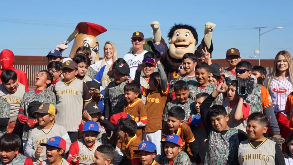 Cl�nica de Beisbol