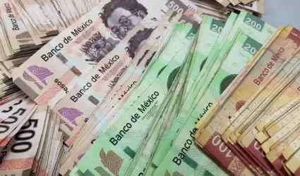 El peso mexicano se desempeña con más fuerza en el cierre del año 2023.