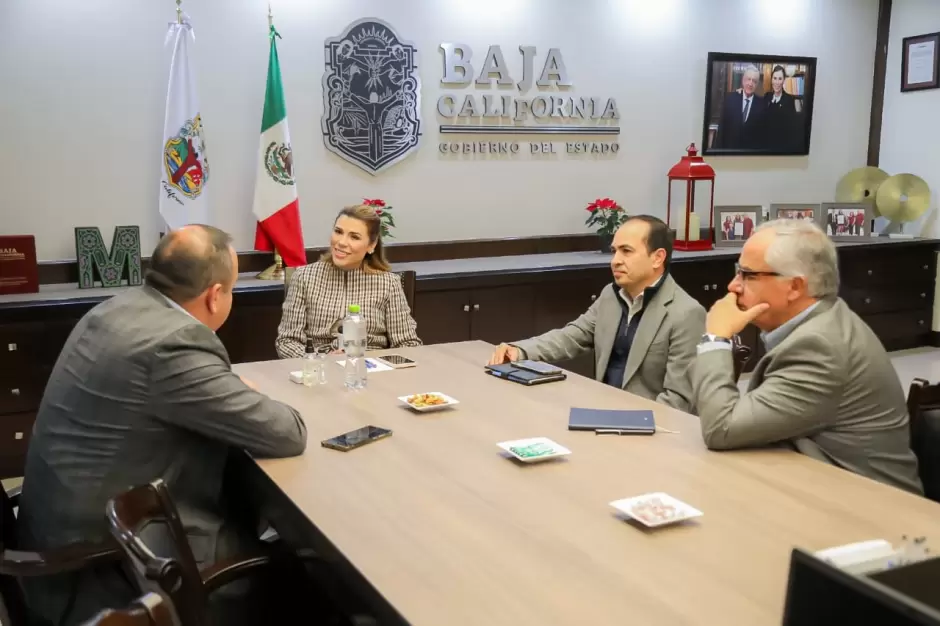 Impulsan Marina del Pilar y CEDHBC derechos humanos en Baja California