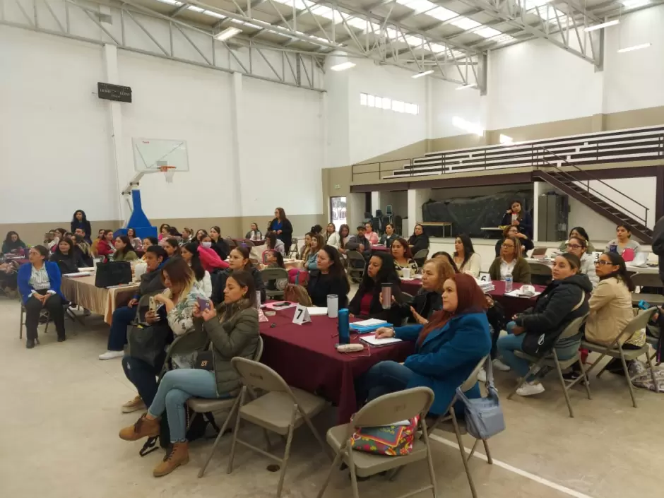 Taller a docentes de preescolar para fortalecer la pr�ctica educativa