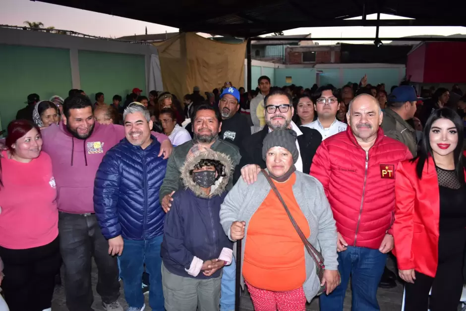 L�deres comunitarios del PT se suman con Erik "Terrible" Morales