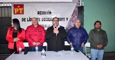 L�deres comunitarios del PT se suman con Erik "Terrible" Morales