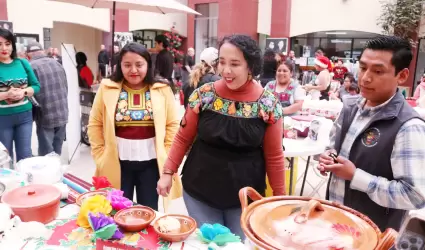 Festival de la Pi�ata y El Mole