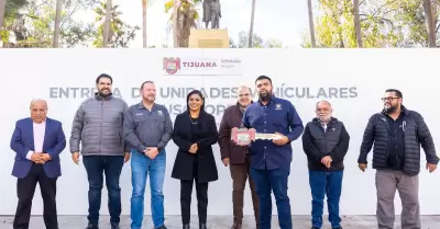 Entregan 10 unidades m�s para reforzar trabajo del personal