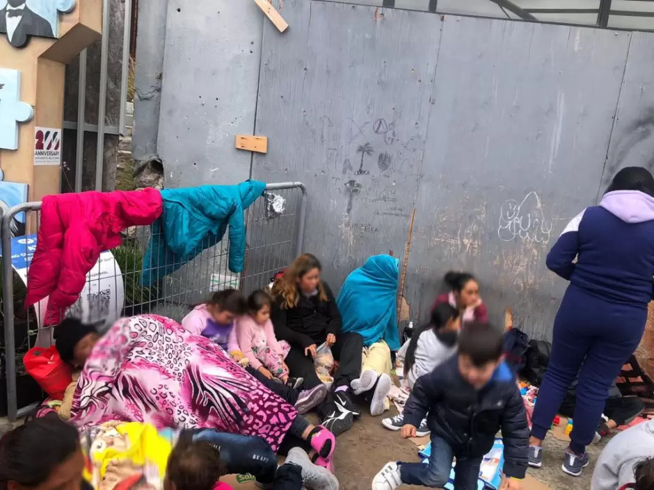 Exhorta a migrantes refugiarse en albergues durante poca de lluvias y bajas temperaturas