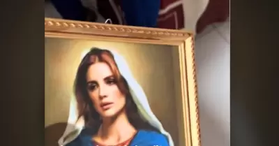 imagen de la Virgen con el rostro de Lana del Rey