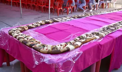 Degustacin de rosca de Reyes a mujeres privadas de la libertad en el cereso de 