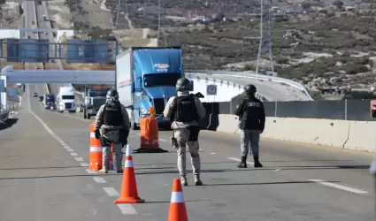 INM instala filtro migratorios en BC