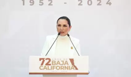 Participa presidenta del Congreso en acto conmemorativo del 75 Aniversario de Ba