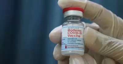Vacuna contra Covid de Moderna se vender en Walmart