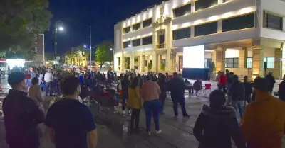 Transmisin del juego de la final entre Naranjeros y Venados en la Plaza Zaragoz