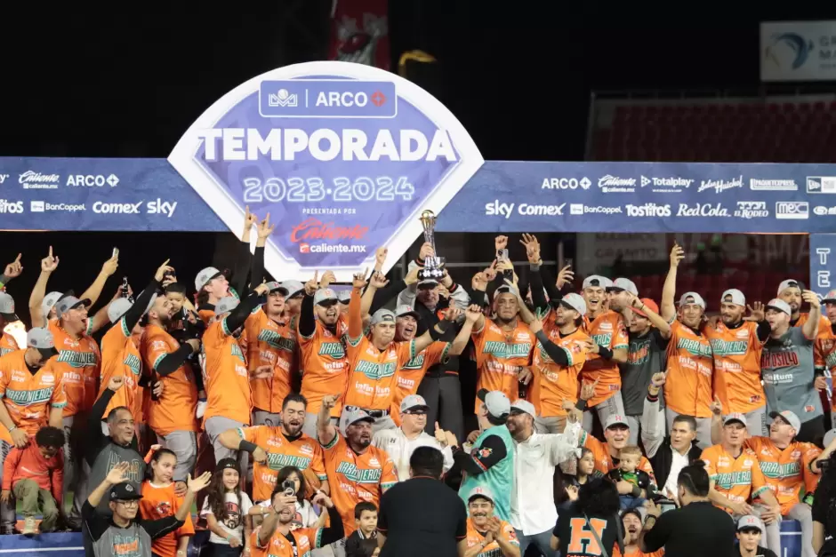 Naranjeros de Hermosillo obtienen su campeonato 17 al barrer en 4 juegos en la serie final a los Venados de Mazatln