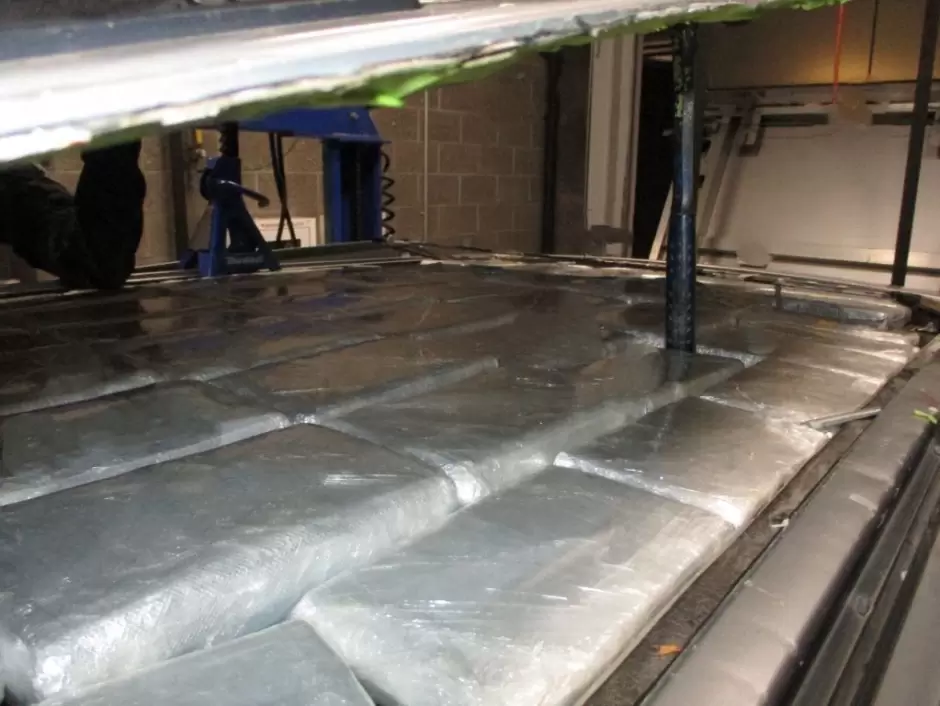 La Oficina de Campo de CBP San Diego logra una trifecta de decomisos: narc�ticos, armas y dinero