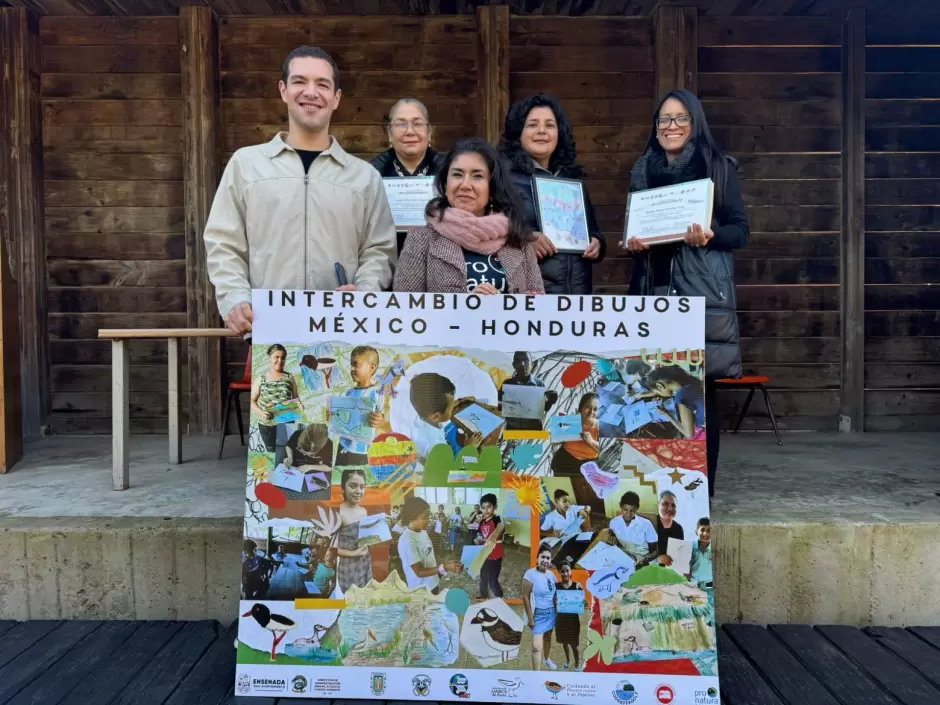 Reconocen a estudiantes que participaron en el intercambio de arte M�xico-Honduras