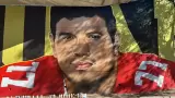 Realizan mural de Alfredo Guti�rrez de los 49ers de SF
