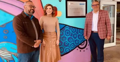 Inaugur� gobernadora mural en Bit Center titulado "Baja California"