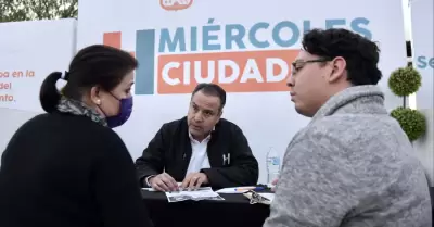 Anuncia Too Astiazarn obras en Mircoles Ciudadano en la colonia Dunas