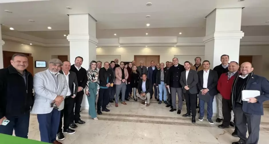 Establecen compromisos para no aumentar m�s impuestos en BC
