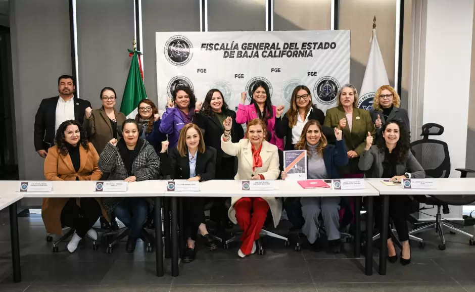 Fiscal General de BC sostiene encuentro con la Red de Mujeres Unidas por Baja California