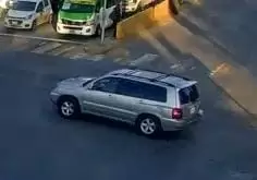 Balean a empleado del Ayuntamiento de Tijuana frente a la Preparatoria L�zaro C�rdenas