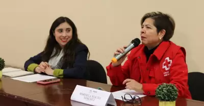 Imparte Gobierno de Rosarito platica comunidad extranjera en coordinaci�n con Cr