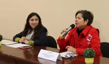 Imparte Gobierno de Rosarito platica comunidad extranjera en coordinaci�n con Cr