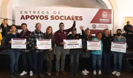 Entrega Armando Ayala apoyos productivos por 500 mil pesos