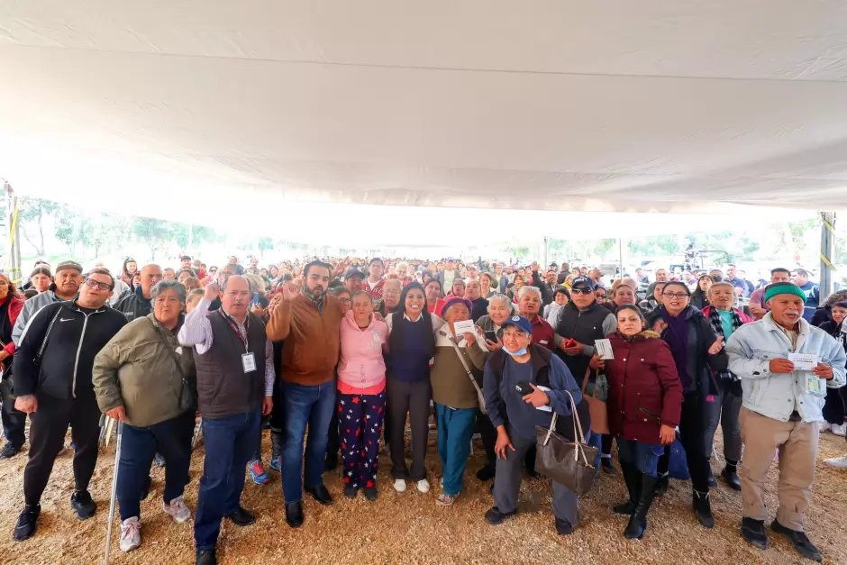 Entregan m�s de 600 paquetes con material de construcci�n a familias vulnerables