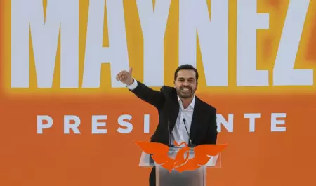 Jorge Álvarez Máynez se registra como candidato a la Presidencia por el partido 