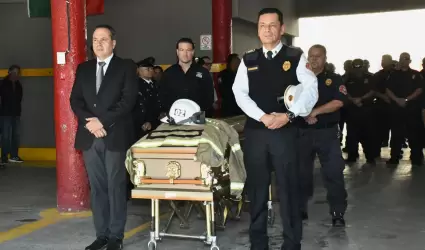 Honran memoria del bombero veterano de Hermosillo Jesús Ibarra Espinoza, "El Jir