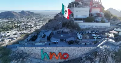Conmemoraci�n por el D�a de la Bandera